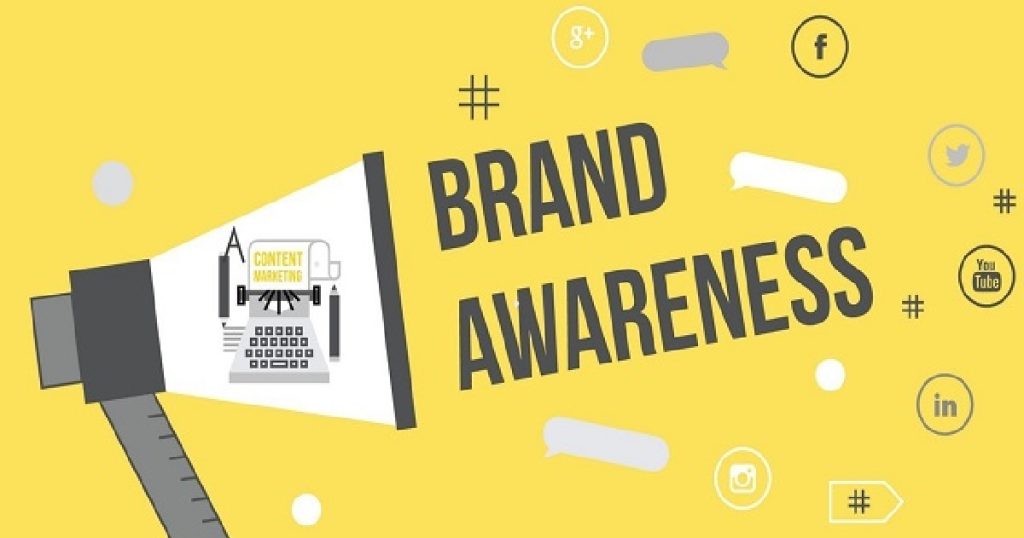 L'un des principaux objectifs de la publicité en ligne est d'accroître la notoriété de la marque. Lorsque la publicité d'une entreprise atteint un large public et est comprise par celui-ci, la reconnaissance et la compréhension de l'entreprise augmentent également.